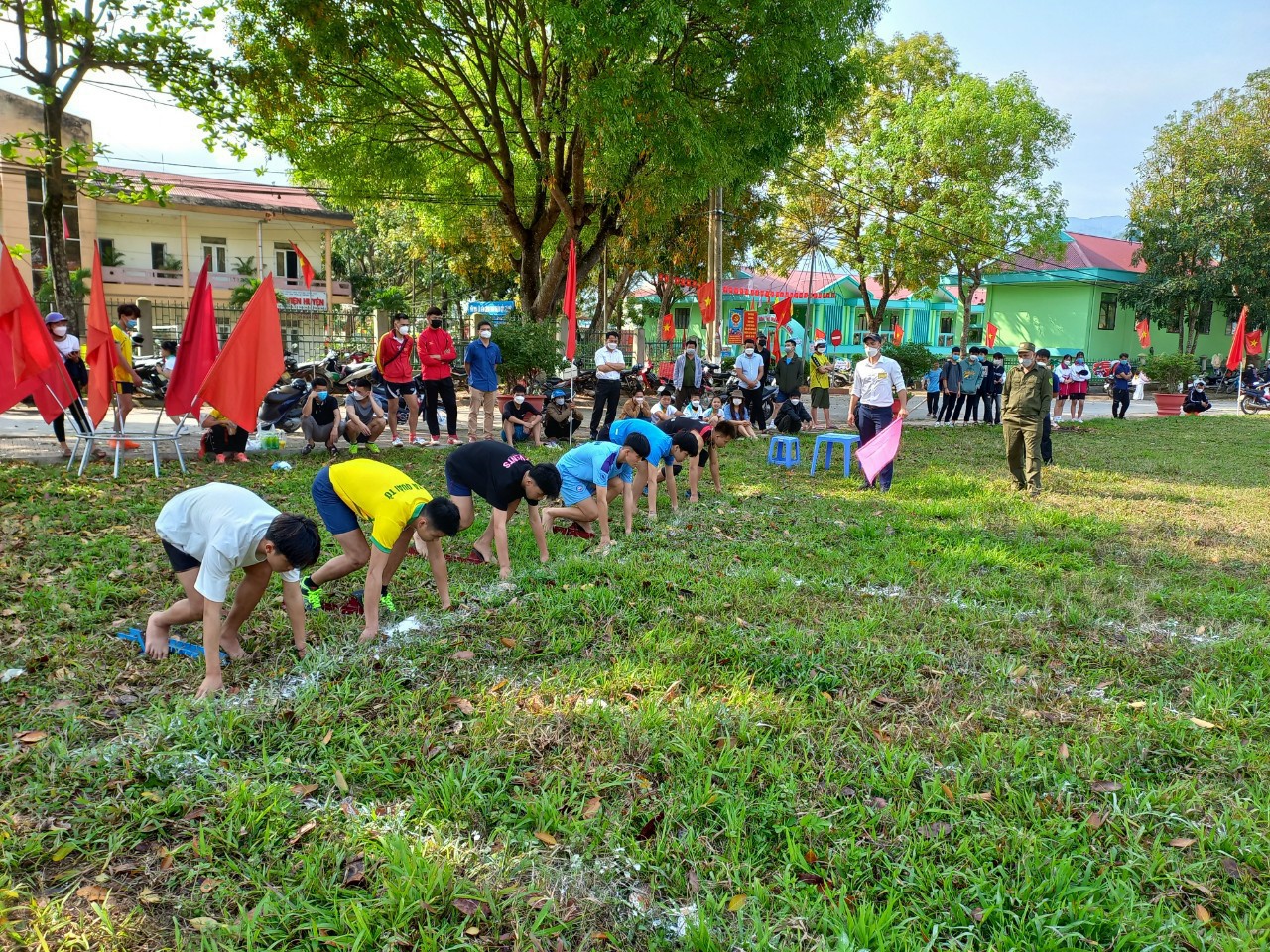 HỌC SINH TRƯỜNG THCS QUÀI CANG THAM GIA ĐHTDTT HUYỆN TUẦN GIÁO
